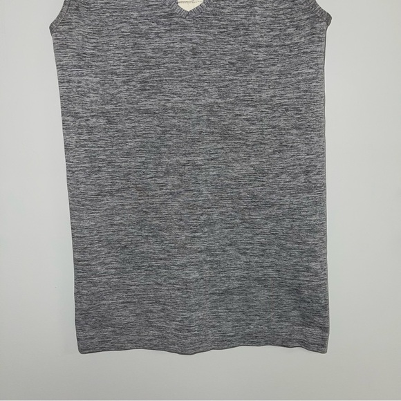 Anthropologie Eloise Reversible  Seamless Tank Top Size Small Grey Heather Layer - Picture 5 of 13